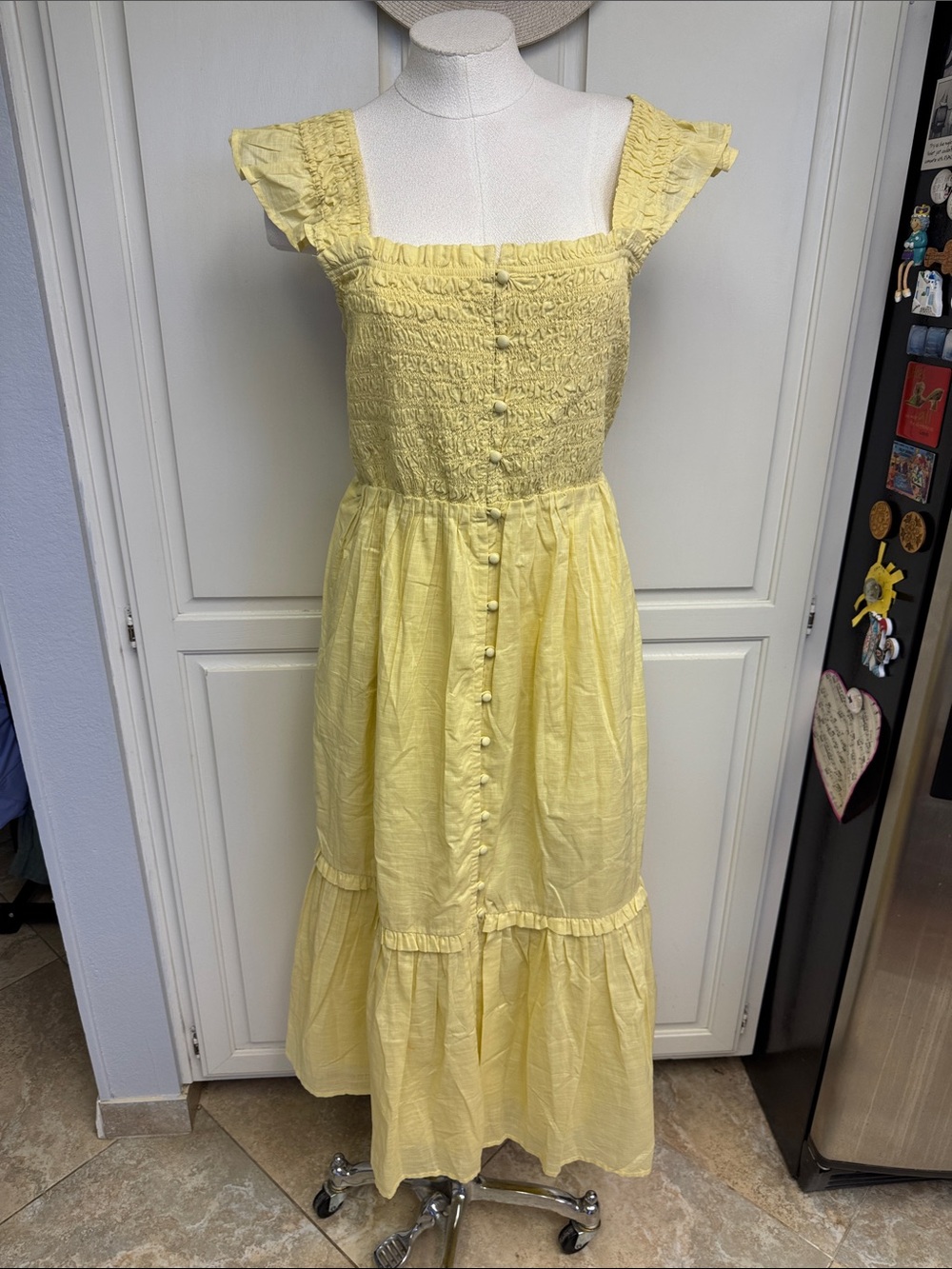 NEW! Anthropologie Pale Yellow Smocked Button-Front Scalloped Sleeves Dress Sz L